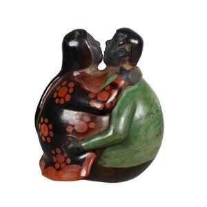 Vintage Chulucanas Peru Pottery Kissing Couple Sculpture Folk Art Signed